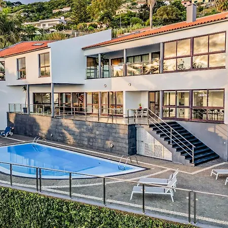 Villa Ample With Pool And Gorgeous Ocean View Funchal (Madeira)