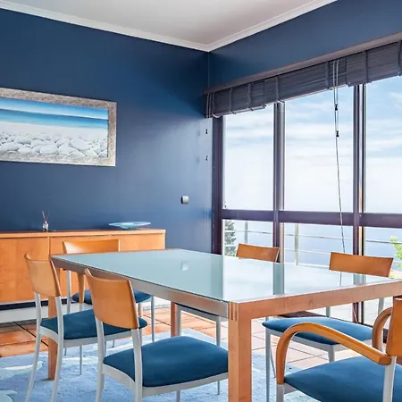Ample With Pool And Gorgeous Ocean View Villa Funchal